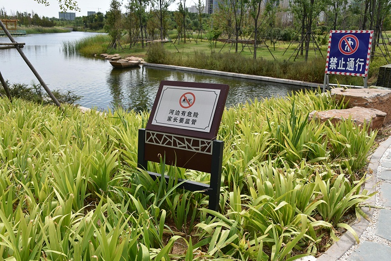 制造LOGO標(biāo)牌有哪些留意事項(xiàng)10