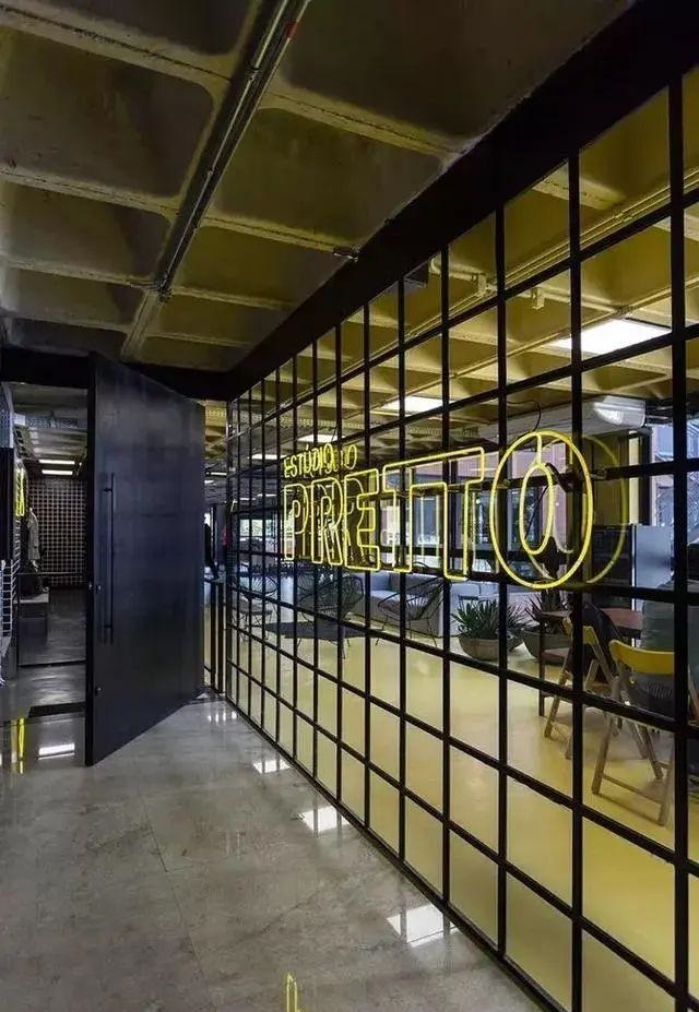 智慧做工與創(chuàng)新策劃的結(jié)合，國(guó)外創(chuàng)意標(biāo)識(shí)設(shè)計(jì)23