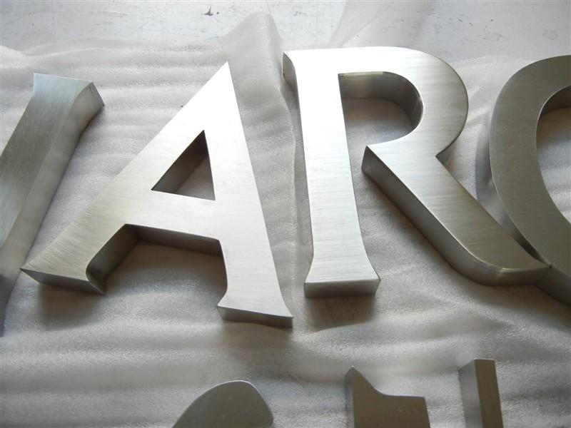 這一些精工字，不光符合戶外呈現(xiàn)，還可是企業(yè)最搶眼的形象20