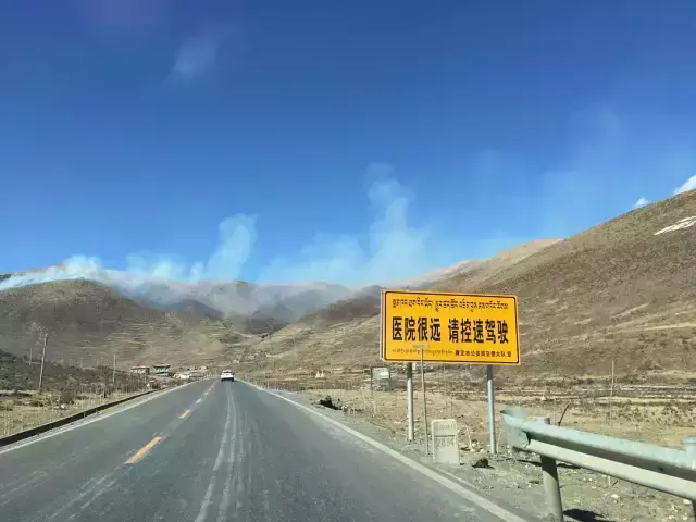 這一些沙雕招牌標識標語，讓我站路邊笑了半天停不下來20