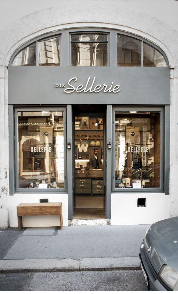 當(dāng)成線下超級(jí)入口，商店廣告牌重大性凸顯23