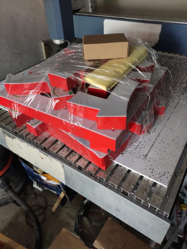 做標(biāo)識招牌，究竟選擇什么樣樣的發(fā)光字？3