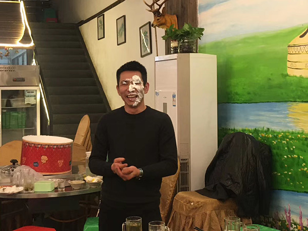 愿每個特殊的日子，都有鑫麗華家人們的陪伴